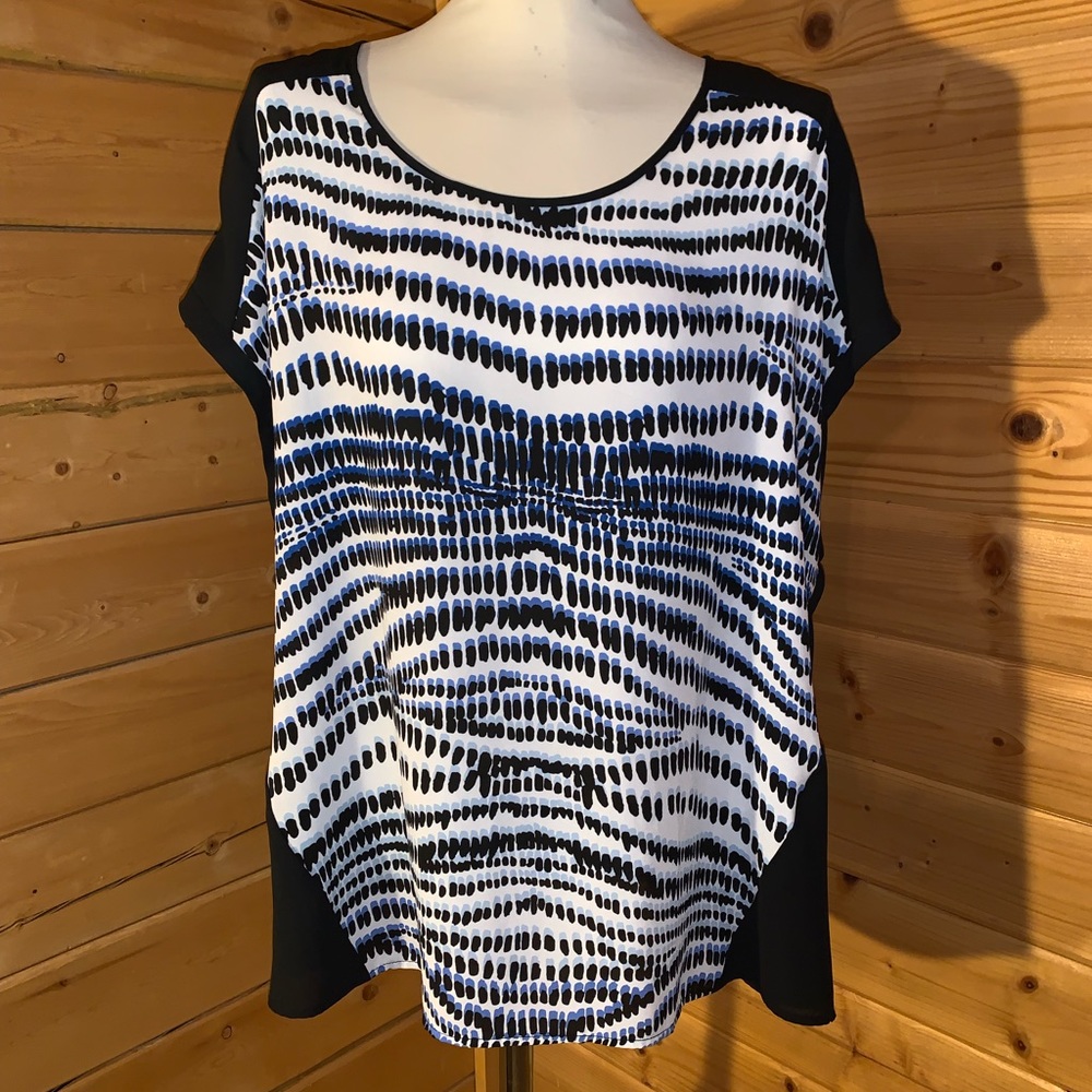 3/$15 Lane Bryant Top size 14/16 oversized